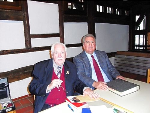 Michael Schmidt (links) übergibt sein Amt an Michael Rettinger.