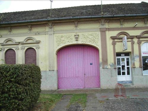 Bild 33 - Tor von Haus Nr. 103 in der Hauptgasse.